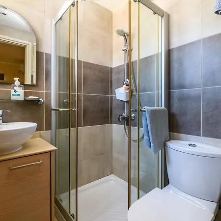 - Katia 8b Villa *